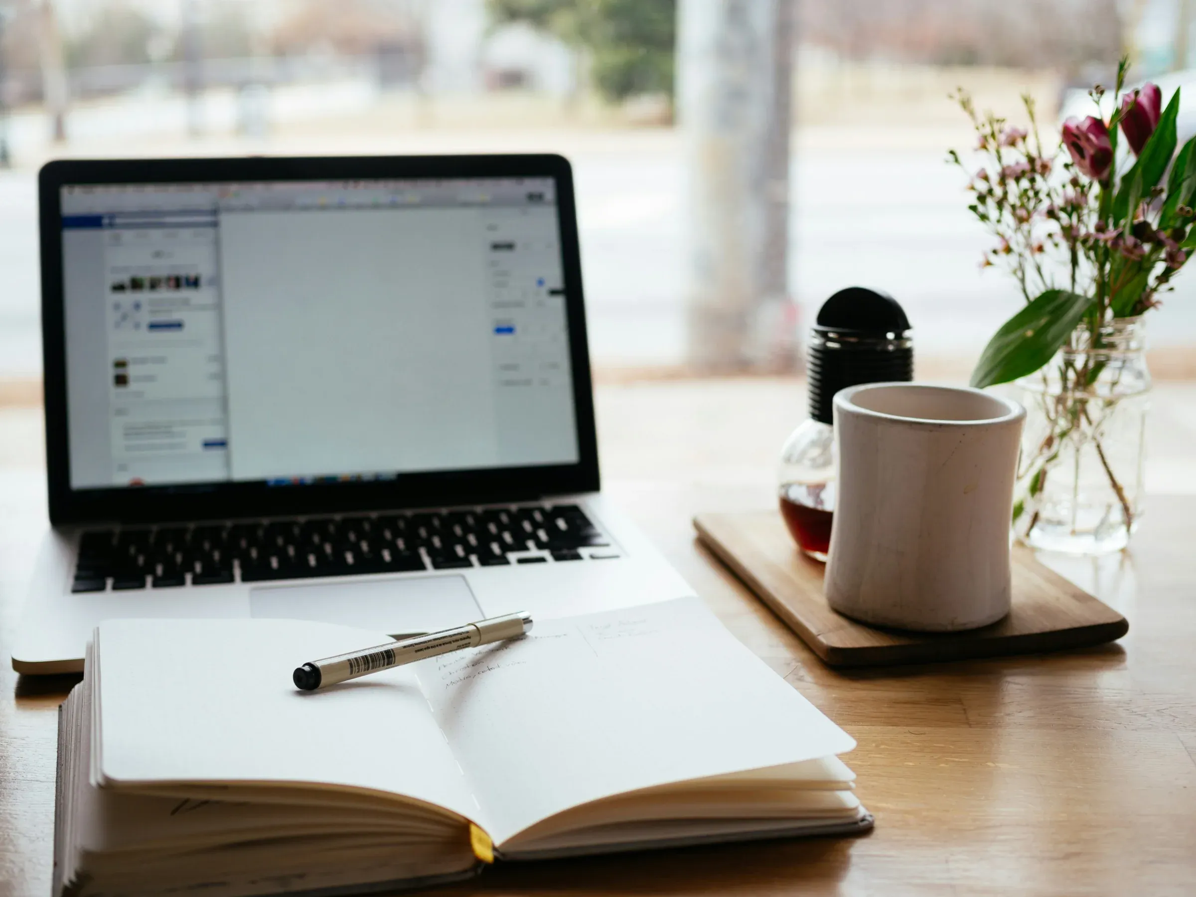 Using Algolia For A Large-Scale Data Search Web Application: Challenges and Lessons Learned 